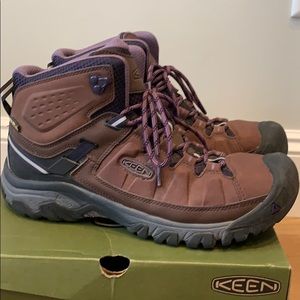 Keen Tarrghee EXP mid hiking boot, size 10